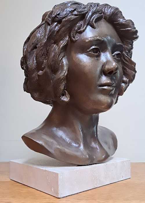 PERDITA-PEACOCK-SCULPTURE-BLOG-POST1-003